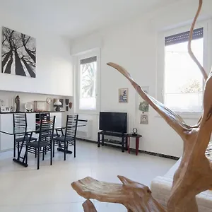 https://la-casa-del-forziere-verde.hotelitalianriviera.com
